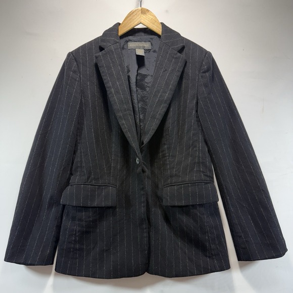 Banana Republic Jackets & Blazers - Banana Republic Blazer Womens 6 Black Pin Stripe One Button Wool Blend